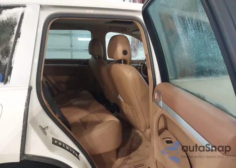 2009 Porsche Cayenne from USA, damaged, VIN WP1AA29P59LA06707